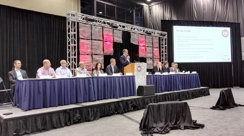 Light Reading's Steve Saunders tells the industry about the NIA during the inaugural meeting at BTE.