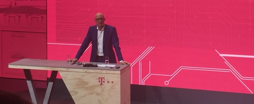 Timotheus Hottges, Deutsche Telekom's CEO, gives 5G technology his bald endorsement.