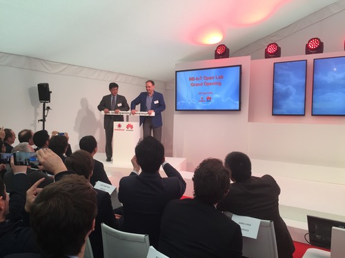 Executives from Huawei and Vodafone open a lab dedicated exclusively to NB-IoT technology at the UK operator's headquarters in Newbury.
