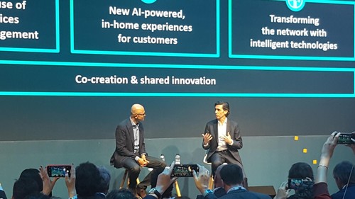 Microsoft CEO Satya Nadella (left) and Telefonica's chairman and CEO, Jose Maria Alvarez-Pallete, chat about being best buddies at their joint MWC19 press event.