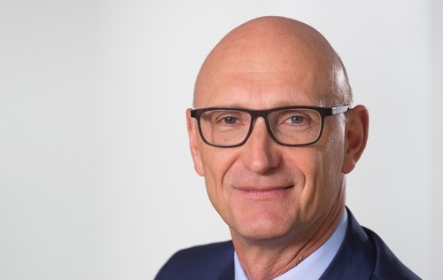 Deutsche Telekom's Timotheus Hottges may come under renewed pressure to do something about Germany's fiber lag.