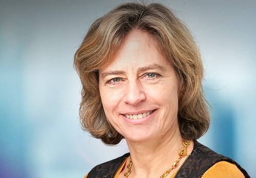 Dominique Leroy was about to swap one telco CEO post for another, but now needs to look for a new employer.