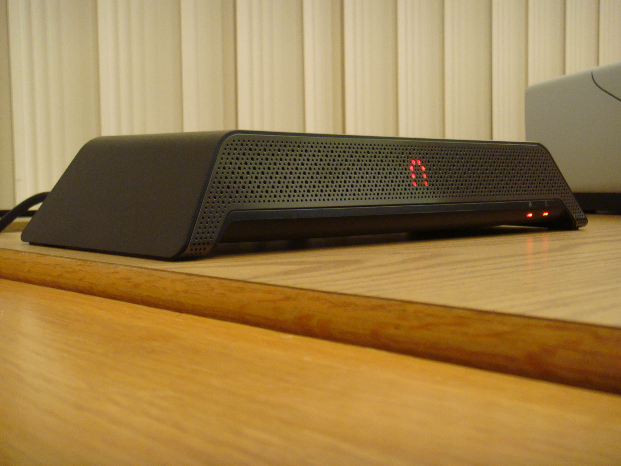 'Slingbox PRO-HD' by Yutaka Tsutano is licensed under CC BY 2.0