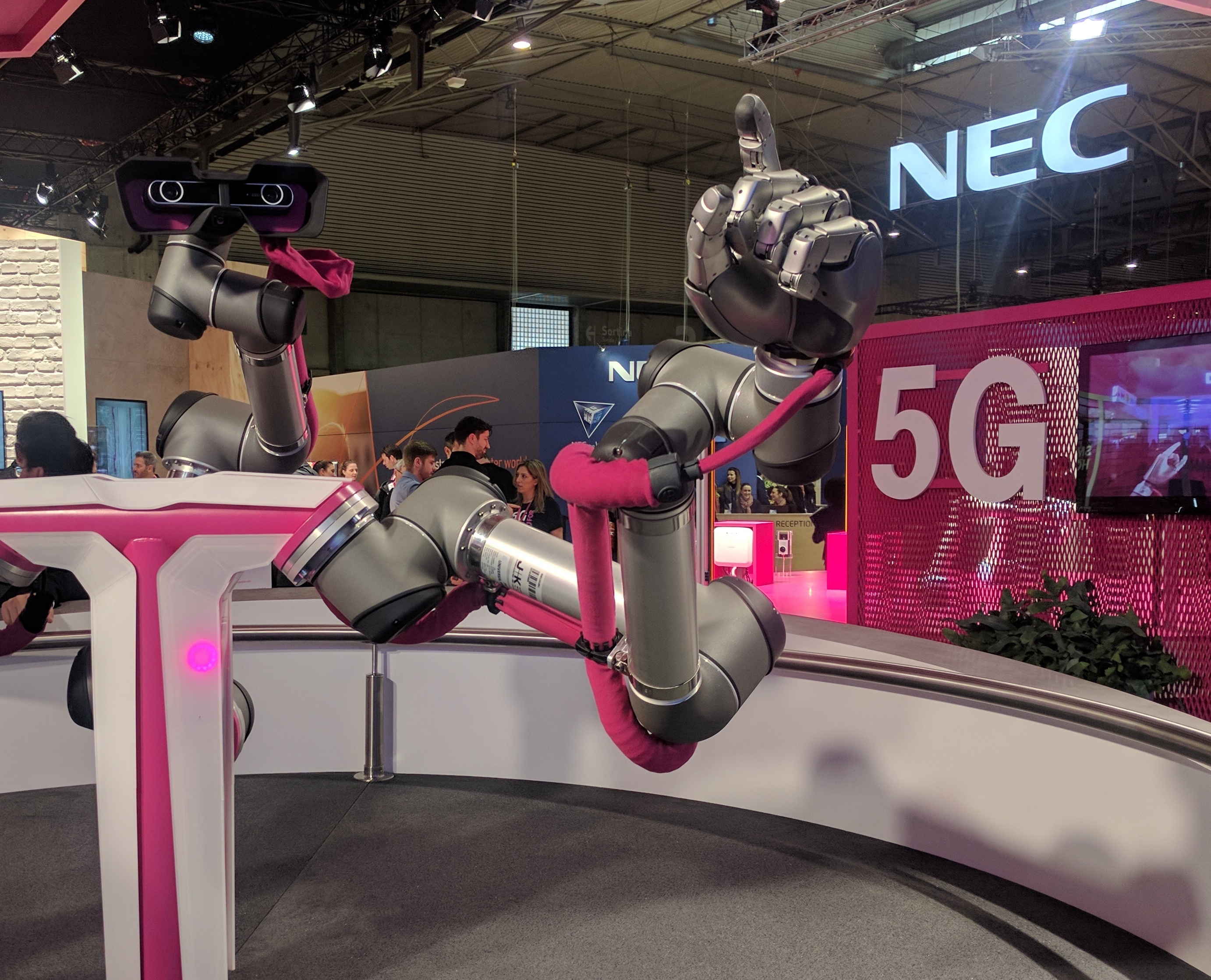'T-Mobile 5G robot' by robpegoraro is licensed with CC BY-NC-SA 2.0.