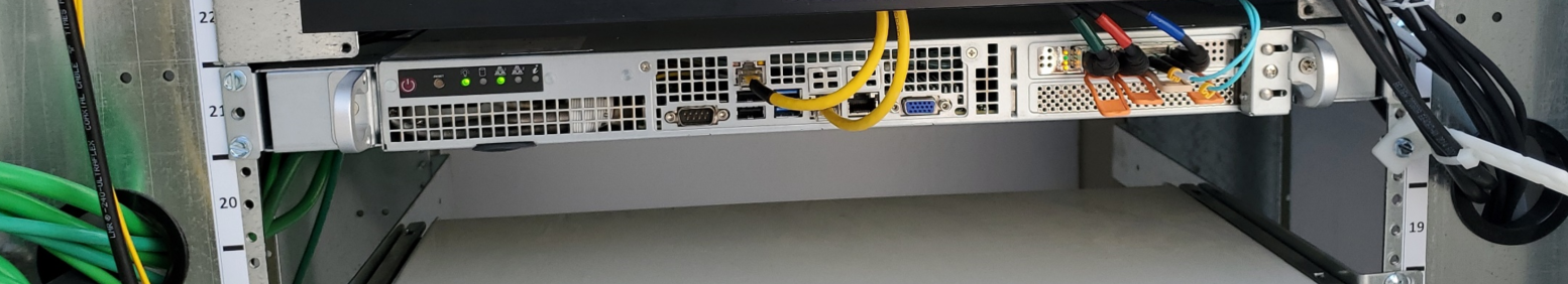 Finally, the 'brains' of Dish's 5G cell site, its baseband software, is located inside this Dell server that sits near the bottom of the company's cabinet (with some space below it for additional servers as necessary). Mavenir's radio management software runs inside the server, where it is managed by a VMware platform. Click here for a larger version of this image. (Source: Light Reading)