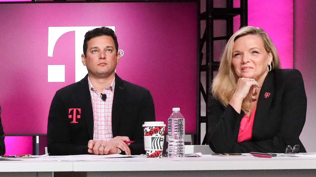 Katz, left, sits next to Janice Kapner, T-Mobile's chief communications officer, who will now also reportedly lead the company's communications, community and events teams. (Source: T-Mobile)