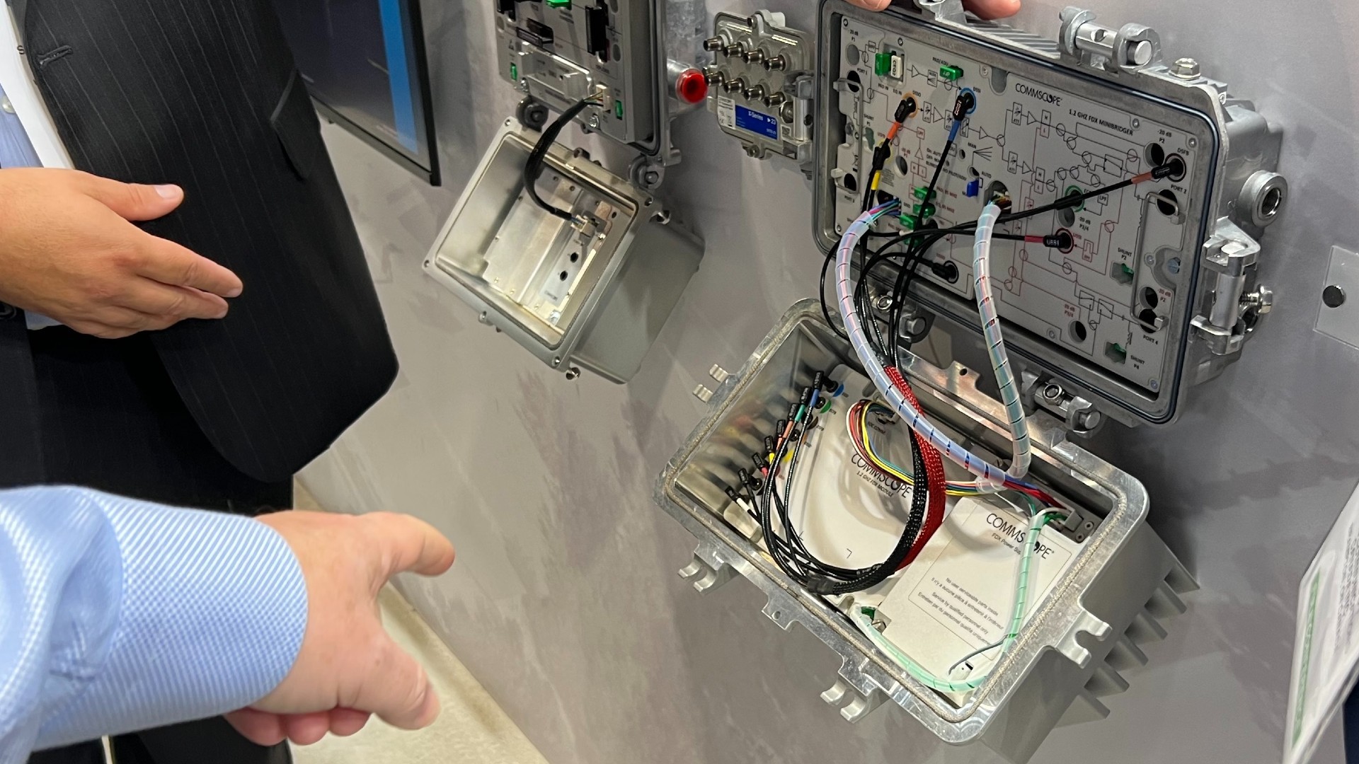 CommScope had an FDX amplifier prototype hiding out in the open at last fall's SCTE Cable-Tec Expo in Philadelphia.
(Source: Jeff Baumgartner/Light Reading)