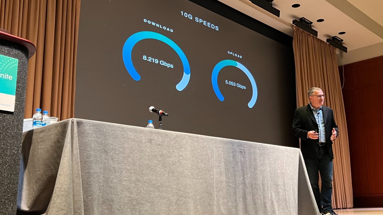 Comcast's Elad Nafshi explores the operator's path to 10G. (Source: Jeff Baumgartner/Light Reading) 