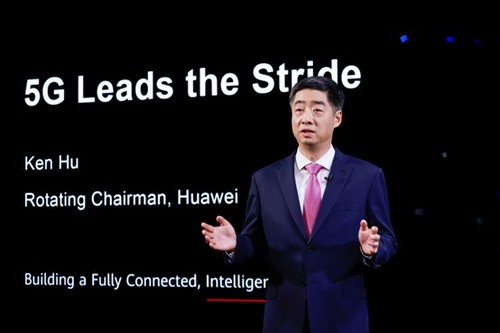 Ken Hu speaking at MBBF 2022