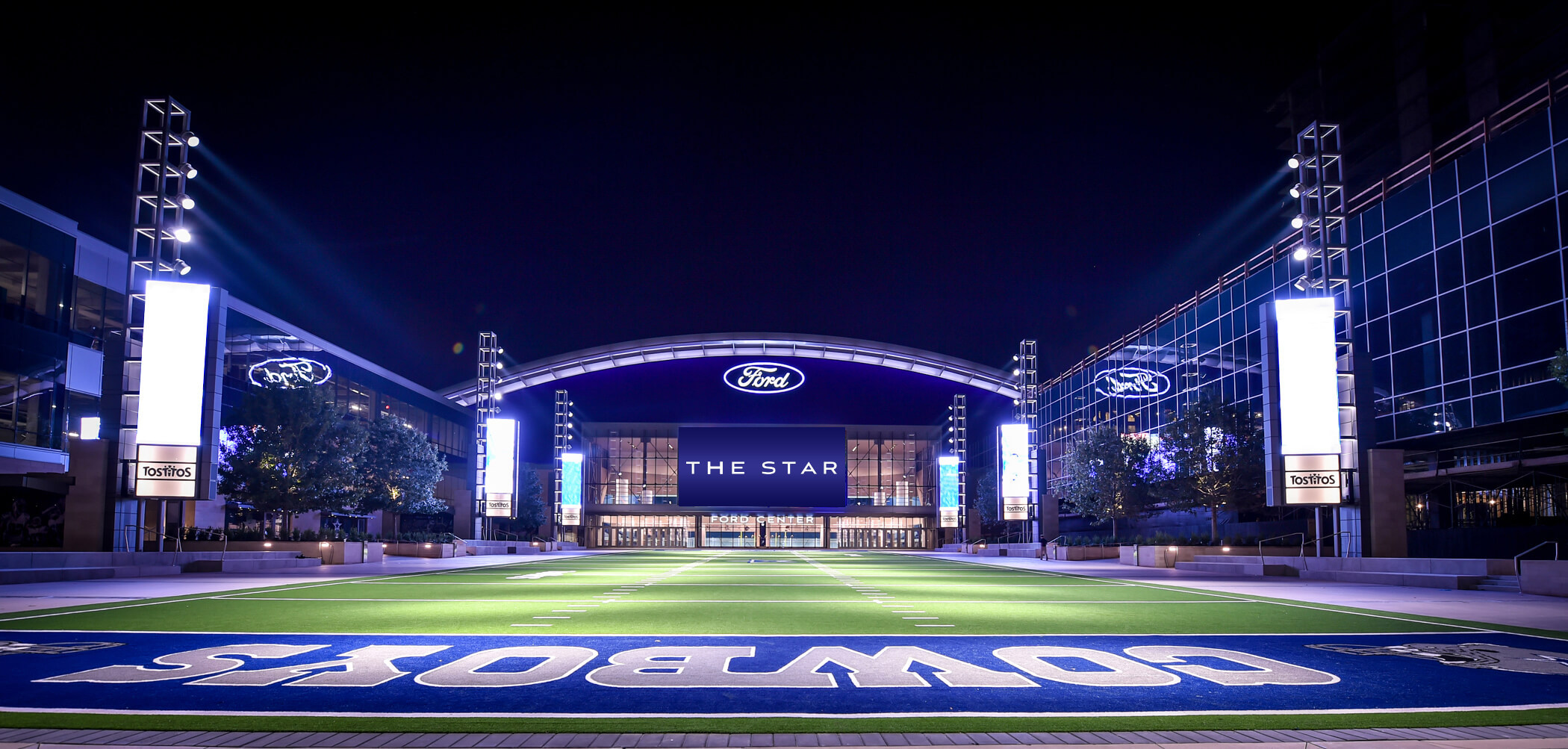 The Star, at night (is big and bright)
 (Source: The Dallas Cowboys Football Club)