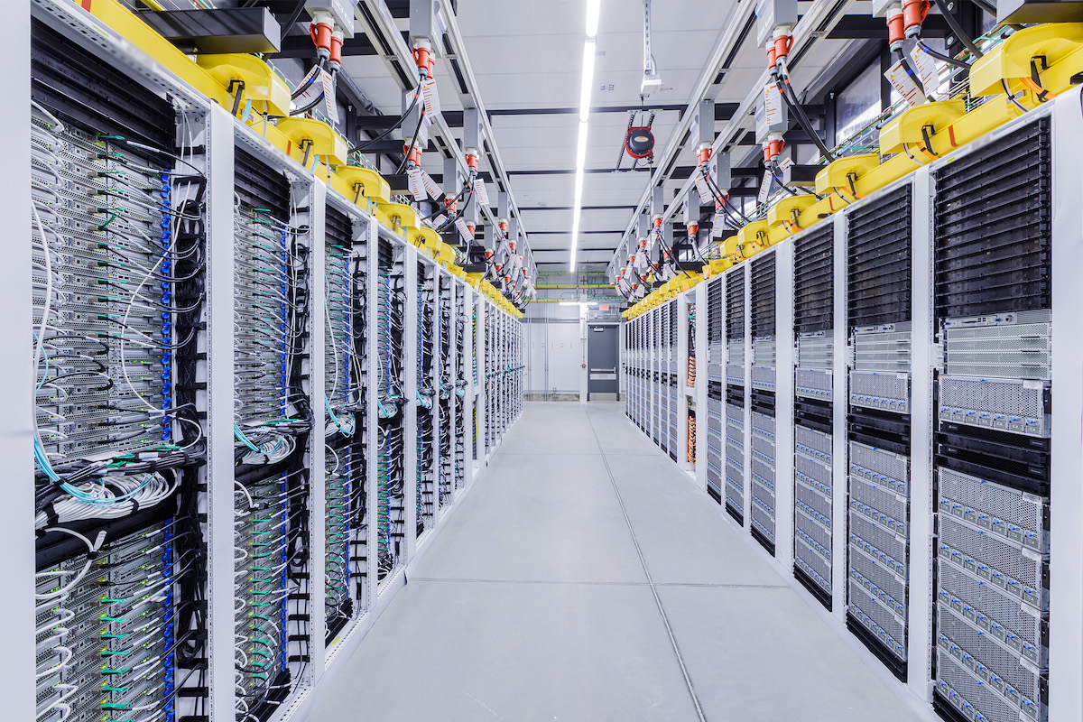 A data center owned by Microsoft, which says it has no interest in buying a RAN company. (Source: Microsoft)