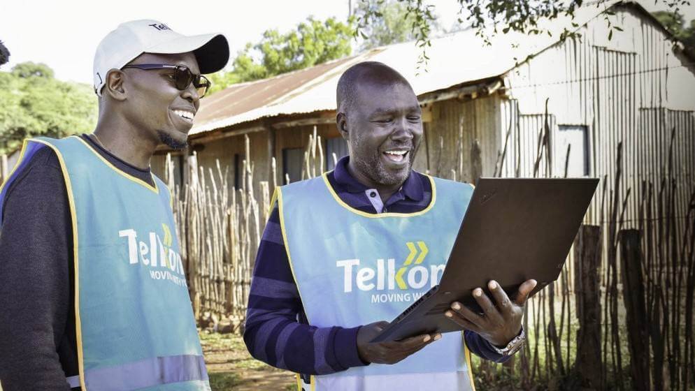 Telkom Kenya executives using the Loon service for the first time in July 2020 in Radad, Kenya. 