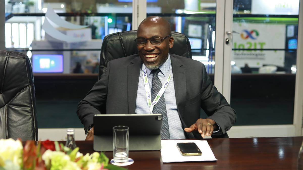 eThekwini Executive Mayor Mxolisi Kaunda said a new IT skills development program will train 1 million young people over three years.   (Source: KwaZulu-Natal provincial government). 