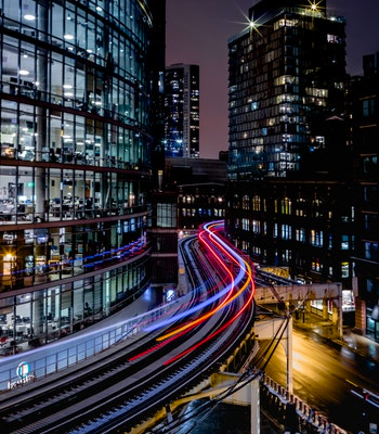 With demands of ultra-broadband services driving transport-network traffic up about 40% annually, operators seek cost-effective disaggregation.
