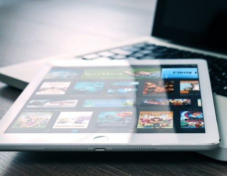 The FCC will vote in three weeks to decide whether streaming services from providers like AT&T are 'effective competition' to cable operators like Comcast. (Photo source: Pixabay)