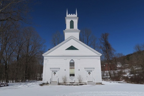 The small town of Chesterfield, NH, inked a P3 with Consolidated Telecommunications to build out and operate a mixed FTTP and hybrid fiber/wireless access network.  

(Source: John Phelan, Wikipedia) 
(Home page image: Nextvoyage from Pexels)