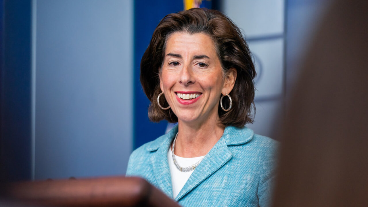Raimondo confirmed the NTIA intends to hire at least 100 new employees to manage the broadband grant programs.
 (Source: White House via Flickr)