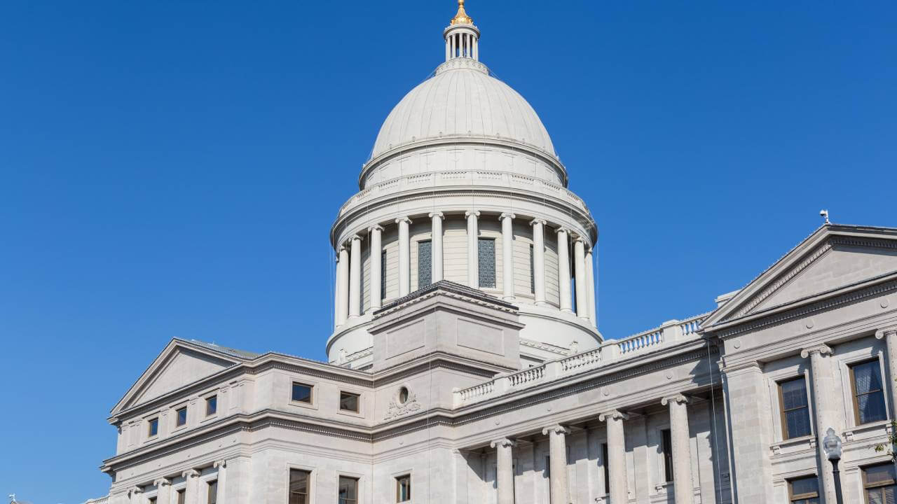 The Arkansas State Capitol in Little Rock, Arkansas. 
(Source: Clarence Holmes Photography/Alamy Stock Photo)